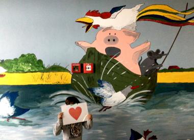 In der &quot;Planungsphase Null&quot; zeigten unter anderem Förderschüler:innen anhand von Modellen, wie sie sich ihre Schule vorstellen. Foto: LWL/Opticus Schule 