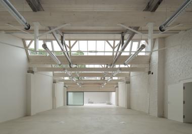 BeL Sozietät für Architektur: Umbau einer Fabrikhalle für neues Wohnen und Arbeiten, Gumprechtstraße in Köln-Ehrenfeld.<br>Foto: Jan Rothstein