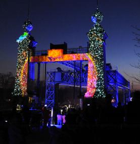 Zum letzten Mal ist am Samstag (2.4.) die Mapping-Show des Festivals "Futur 21" an den Türmen des Schiffshebewerks zu sehen.<br>Foto: LWL / Appelhans