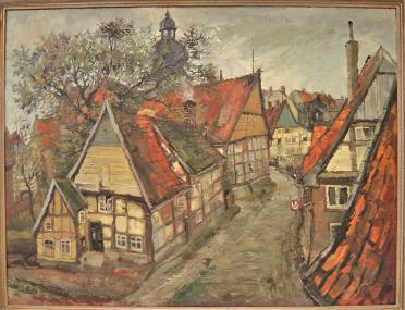 Das Gemälde von Anton Woelki von 1946 zeigt die Kirchgasse vom Pastorat (Löhrstraße 9) aus. Am rechten Bildrand ist ein Fachwerkgiebel mit Inschrift zu sehen. Der Balken mit Inschrift ist eingemauert in das heutige Eckgebäude Löhrstraße/Kirchgasse.<br>Foto: Stadtmuseum Herford