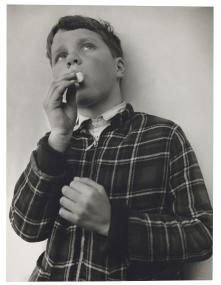 Der Familientag am Samstag (13.8.) im LWL-Museum für Kunst und Kultur bietet ein vielfältiges Programm rund um die Ausstellung "Der Augenblick. Die Fotografin Annelise Kretschmer" (bis 14.8.).<br>Foto: LWL/Hanna Neander 