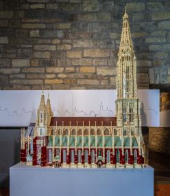 Stein auf Stein. Das Ulmer Münster mit dem höchsten Kirchturm der Welt.<br>Foto: LWL/Noltenhans