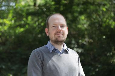 Tobias Enseleit gibt einen Einblick in die höfischen Rituale zur Stauferzeit.<br>Foto: Tobias Enseleit