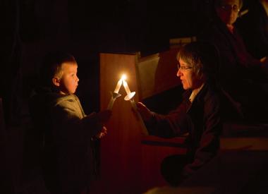 Das vielfältige Veranstaltungsprogramm von "finde dein Licht" 2023 bietet den Besucher:innen die Möglichkeit zur Entschleunigung, zum Innehalten und zur Begegnung.<br>Foto: LWL/ Fotografie Sarah Bömer