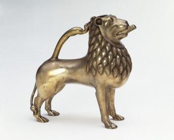 Der Vortrag am Mittwoch (1.2.) im LWL-Museum für Kunst und Kultur beleuchtet anhand von Aquamanile den Kulturtransfer zwischen Orient und Westfalen.<br>Bild: Löwenaquamanile Victoria and Albert Museum, London