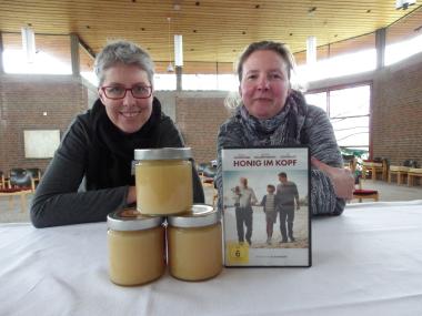 Pfarrerin Anke Thimm (l.) und Psychiaterin Franziska Beuschel stehen nach dem Film als Gesprächspartnerinnen zur Verfügung.<br>Foto: LWL/Herstell