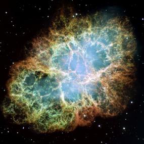 Dr. Rolf Bühler spricht im Planetarium über Supernovae. Der Krebsnebel im Sternbild Stier, ein Überrest der im Jahr 1054 beobachteten Supernova. Darin hat sich ein Pulsarwind-Nebel gebildet.<br>Foto: NASA