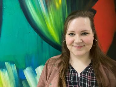 Die Genesungsbegleiterin Katharina Knop lädt zum Trialog in die LWL-Klinik Dortmund ein.<br>Foto: LWL/Herstell