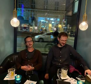 Das Autorenduo Tobias Roth und Moritz Rauchhaus erkunden in ihrem neuen Buch kuriose kulinarische Geschichte.<br>Foto: Roth