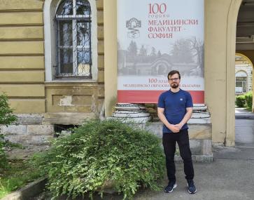 Erfüllte sich den Traum von einem Medizinstudium: Dennis Breuer studiert an der Medizinischen Universität Sofia.<br>Bild: LWL/privat