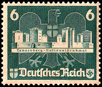 Briefmarkenausgabe des Deutschen Reichs, 'Tannenberg - Nationaldenkmal', 23.06.1935 / Quelle: Wikimedia Commons PD / Michel Junior-Katalog 1999, Deutsches Reich […], München 1997, S. 35f. (Nr. 578)