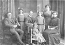 Gruppenfoto der Familie Wiedau / Kreisarchiv Paderborn