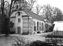 Selm-Cappenberg: Schloss Cappenberg, Klassizistische Orangerie (errichtet 1840) im botanischen Garten des Schlossparks, 1933 / Münster, LWL-Medienzentrum für Westfalen/Julius Gärtner