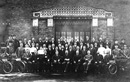 Mitarbeiterinnen und Mitarbeiter des Elektricitätswerkes Westfalen, um 1911 / Essen, Historisches Konzernarchiv RWE