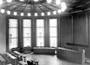 March, Werner (1894-1976): Münster, Freiherr-vom-Stein-Platz: Plenarsaal im Landeshaus des Landschaftsverbandes Westfalen-Lippe, erbaut 1950-1953 nach den Plänen des Mindener Architekten Werner March, 1955 / Münster, LWL-Bau- und Liegenschaftsbetrieb / Münster, Internet-Portal "Westfälische Geschichte"