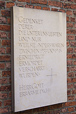 Bielefeld-Bethel: Gedenktafel an der Wand der Zionskirche der v. Bodelschwinghschen Anstalten Bethel für die Opfer der nationalsozialistischen Kranken- und Behindertenmorde, 2009 / Bielefeld, Hauptarchiv der v. Bodelschwinghschen Anstalten Bethel