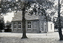Dorfbauerschaftsschule mit dem Anbau aus dem Jahre 1948 / Rheine-Mesum, Josef Bednorz