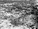 Luftaufnahme der fast restlos zerstörten Innenstadt von Dülmen, März 1945 / Dülmen, Stadtarchiv