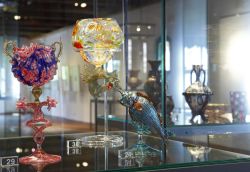 Glas aus Murano zeigt die Ausstellung