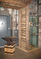 Amboss in der Ausstellung 