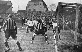 Aufnahme eines Fußballspiels aus dem Jahre 1926