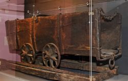 Der älteste Grubenwagen des Ruhrgebiets stammt aus dem frühen 19. Jahrhundert.